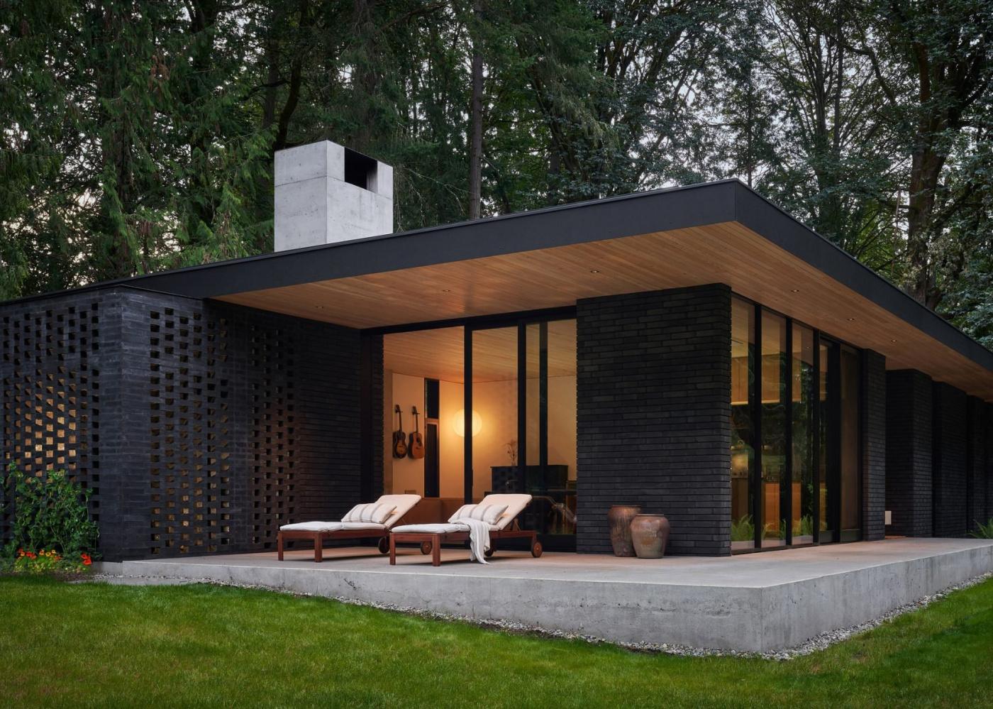 the-rambler-house-goc-washington-forest-architecture-usa_dezeen_2.jpeg